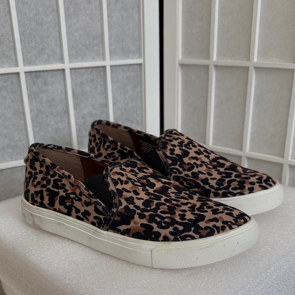Steve Madden Leopard Safari Print Slip-On Sneakers Size 6M